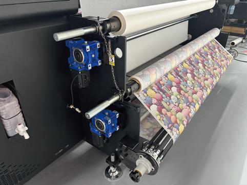 Sistema de alimentación con servomotor