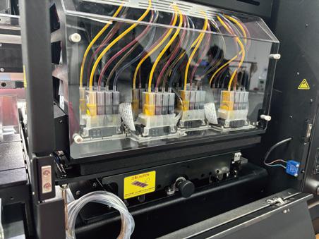 Suministro de tinta por micropresión negativa